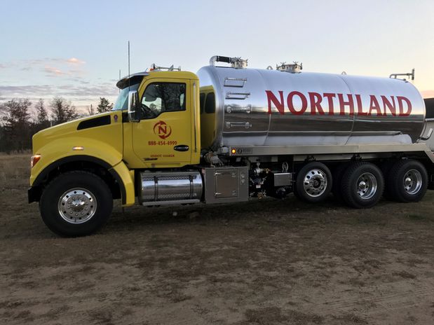 Northland truck with chrome tank